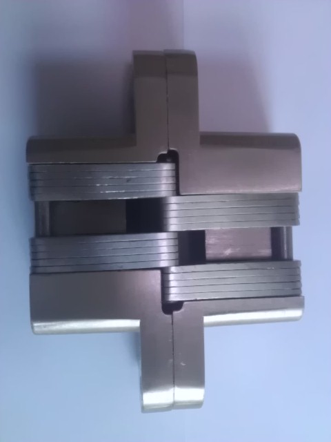 Satin Chrome Concealed Soss Internal Door Hinge For 35-40mm Doors (45kg Capacity)